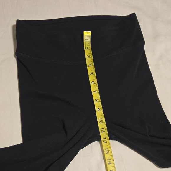 Pact Organic Cotton Ribbed Straight Leg Leggings, Black, Size L - Picture 7 of 9